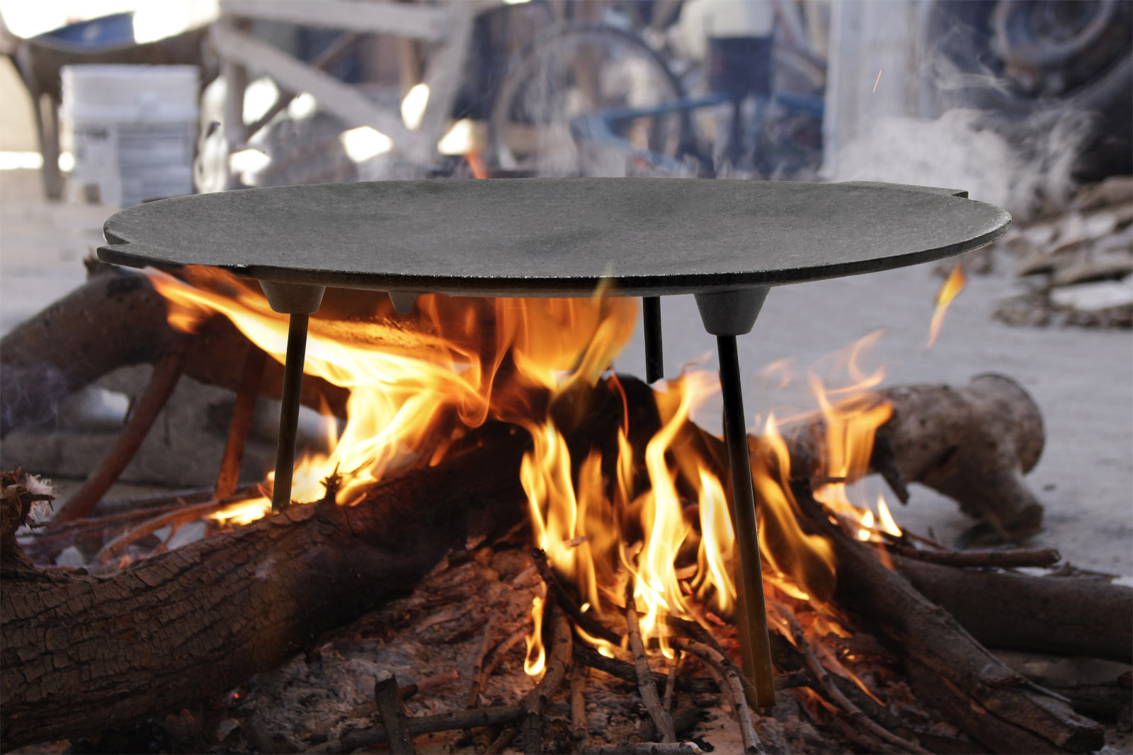 Grille de barbecue en fonte Carrée 60 x 40 cm Massive Barbecue à charbon de  bois/à gaz : : Jardin