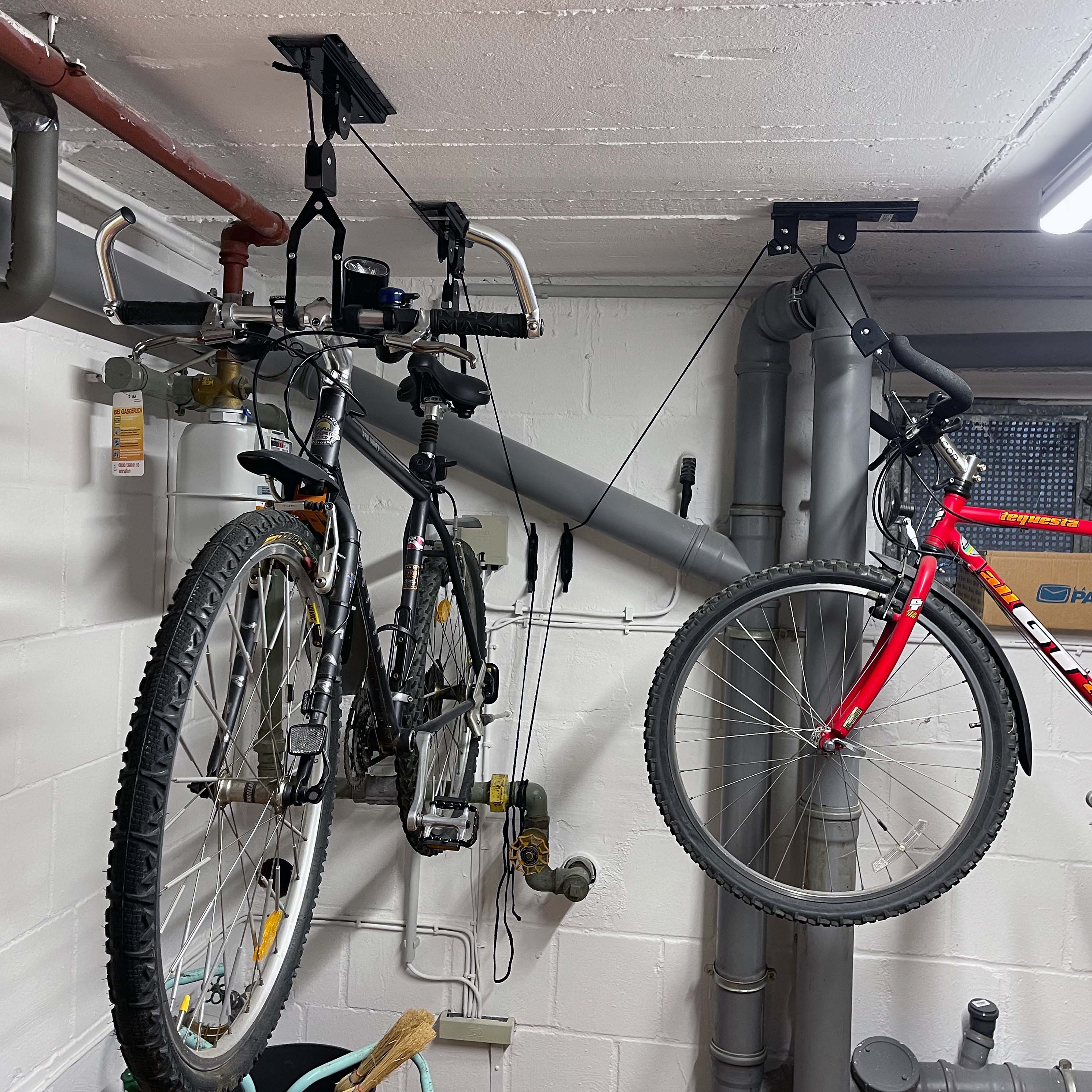 Porte-vélo mural pliable crochet Charge à 50 Kg Range-vélo garage cave 2  vélos