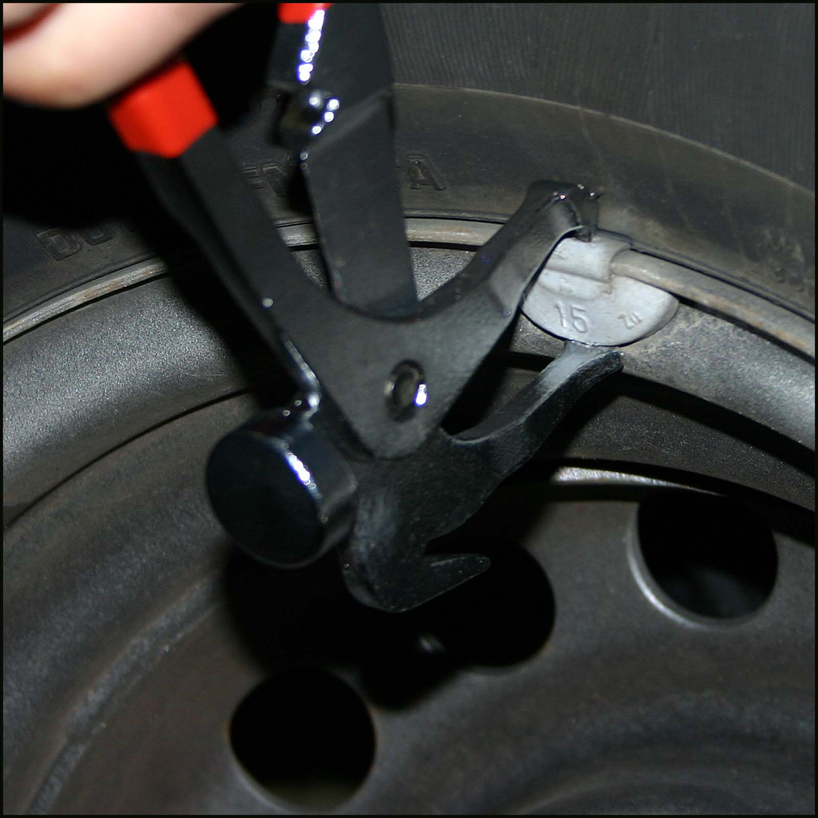 Pince de poids avec roue en fer, détacheur d'équilibre multifonction, outil  de coupe de pneu avec deux blocs d'équilibrage